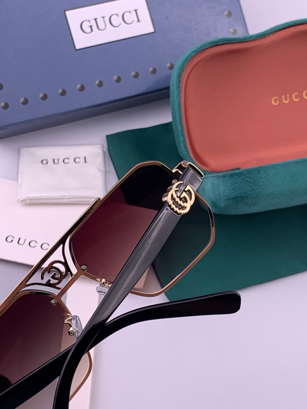 Gucci G21746 Aviator Black Lens Sunglasses for Men & Women - 398329 - detail image 4