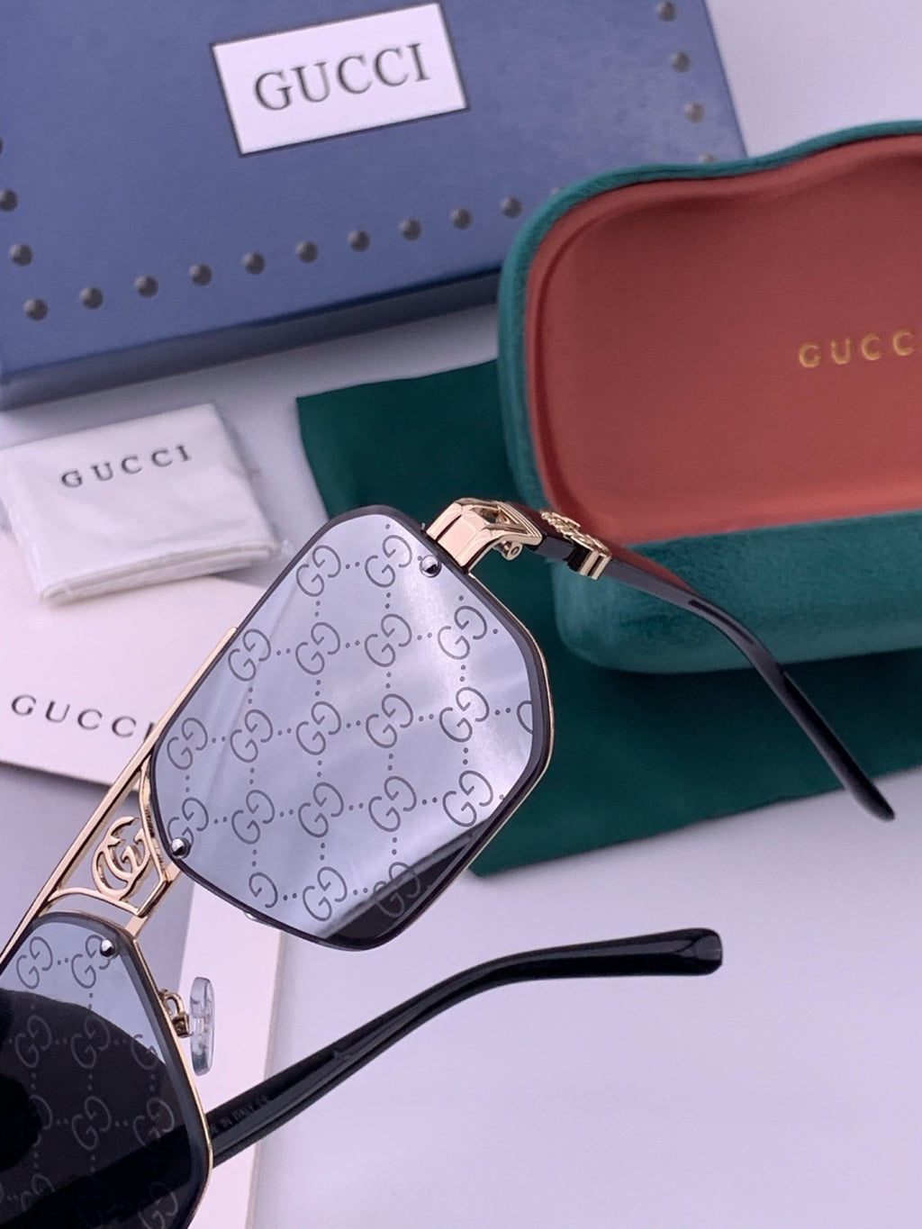 Gucci G21746 Aviator Black Lens Sunglasses for Men & Women - 398330 - detail image 3