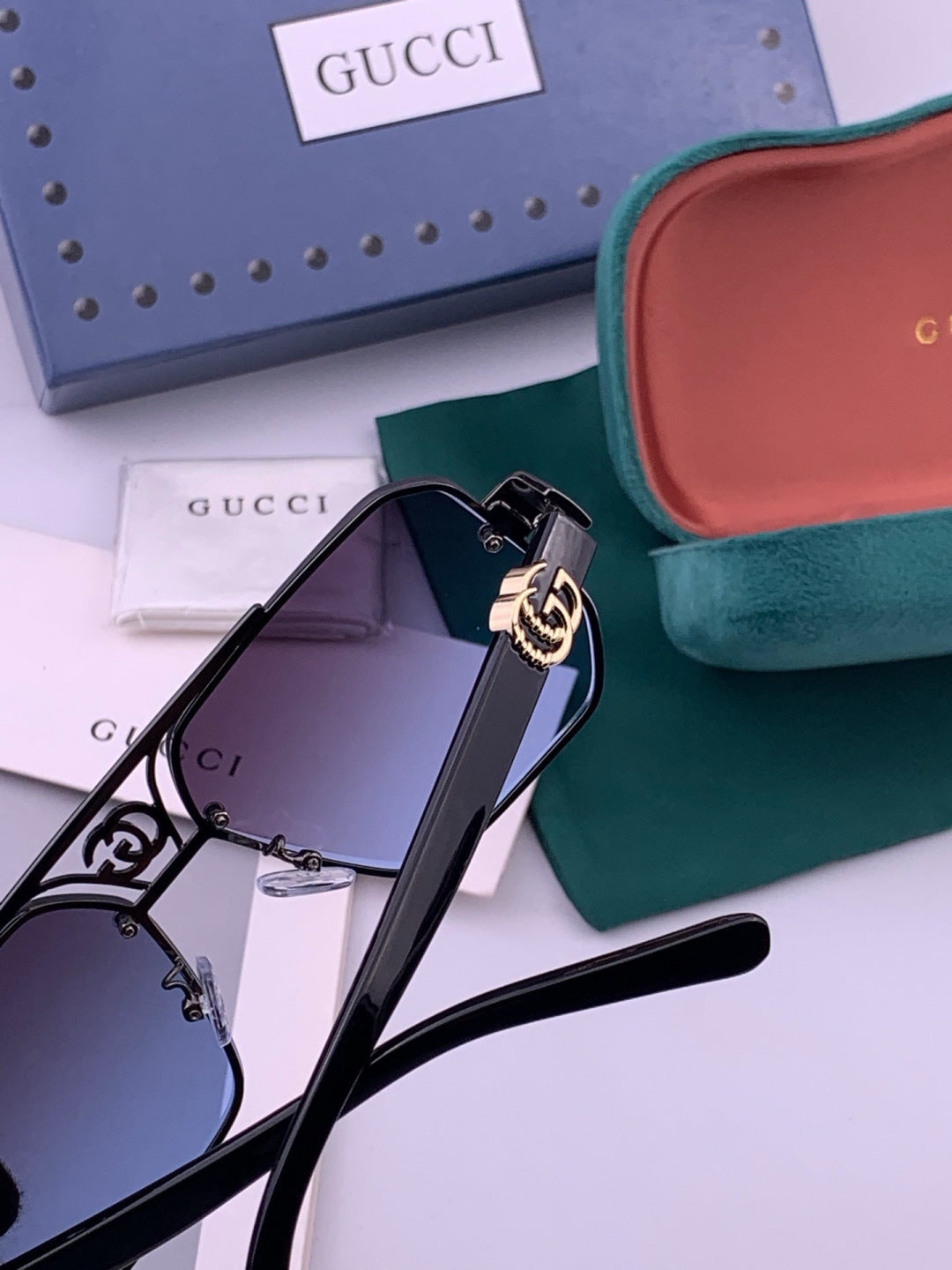 Gucci G21746 Aviator Black Lens Sunglasses for Men & Women - 398331 - detail image 4