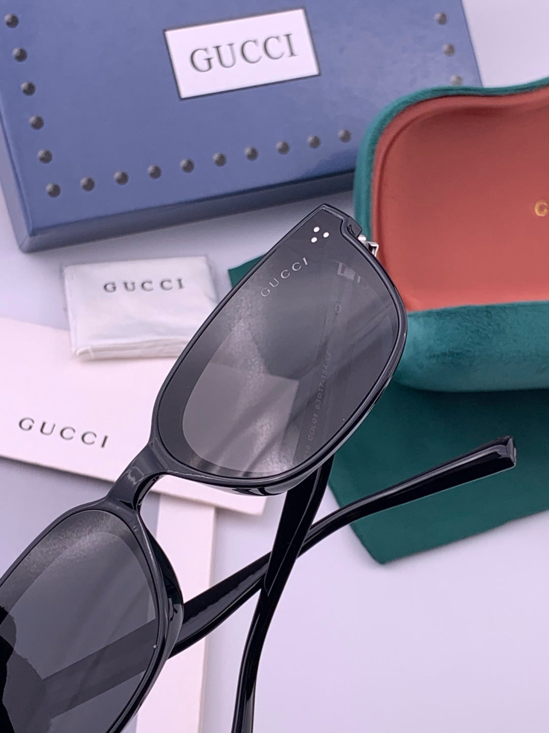 Gucci G6761 Polarized Square Pink Lens Sunglasses for Men & Women - 398345 - detail image 4