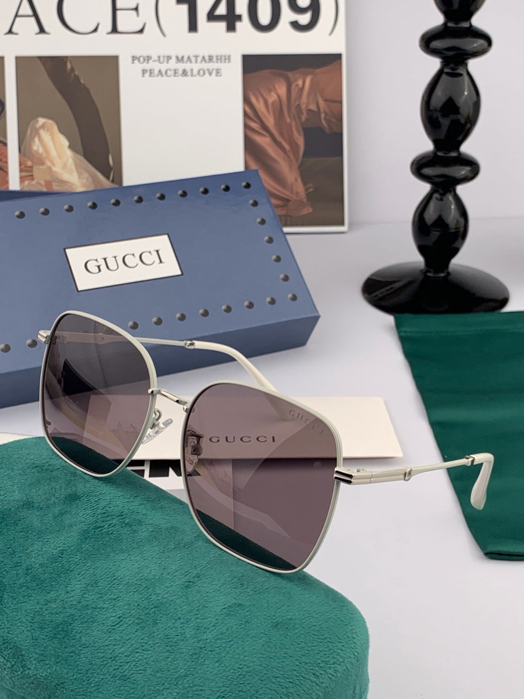 Gucci G2322 Polarized Round Red Lens Sunglasses for Men & Women - 398323 - detail image 3
