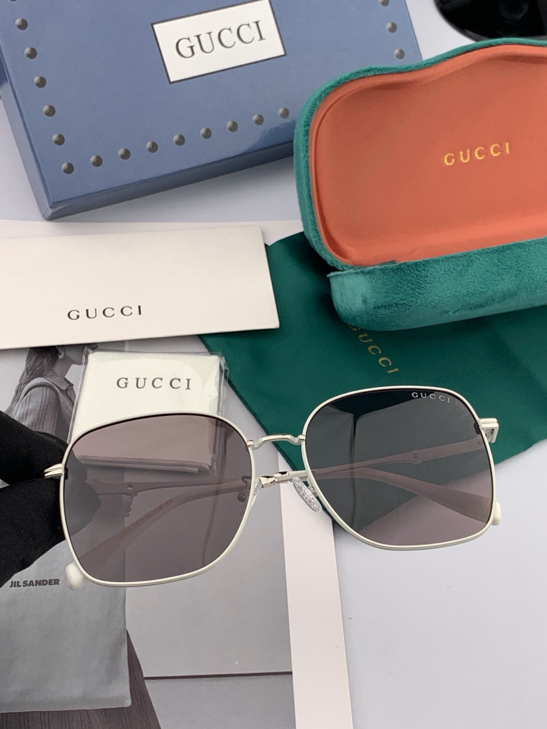 Gucci G2322 Polarized Round Red Lens Sunglasses for Men & Women - 398324 - detail image 2