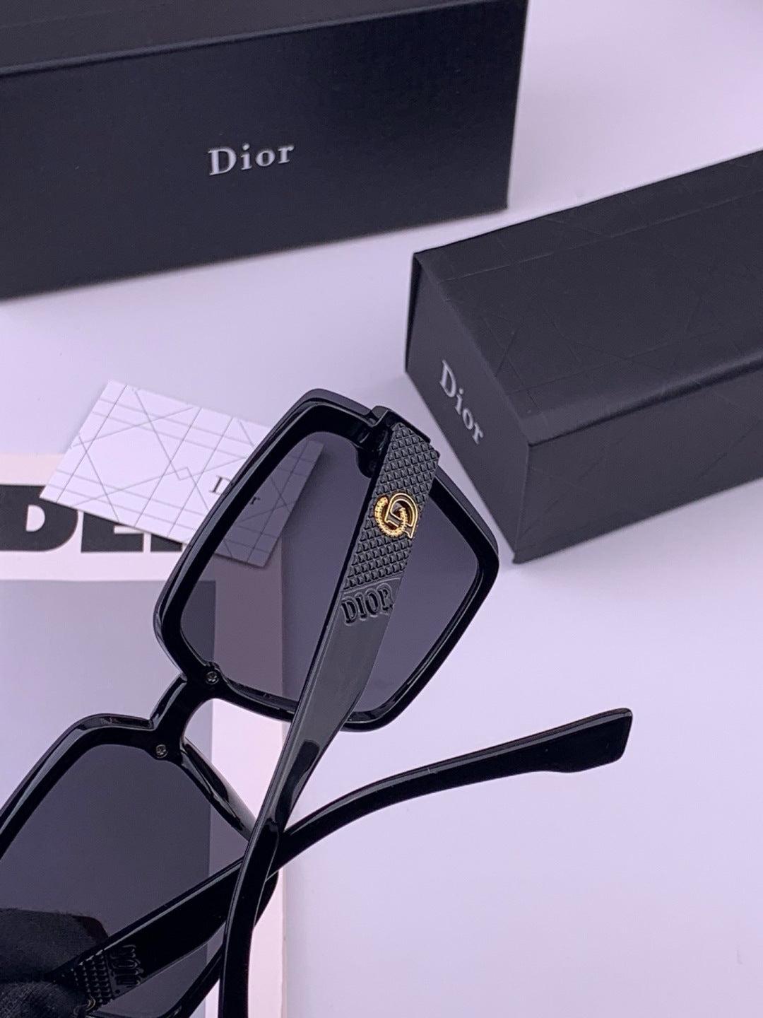 Dior CD27702 Polarized Fashion Gold Lens Sunglasses for Men & Women - 415482 - detail image 6