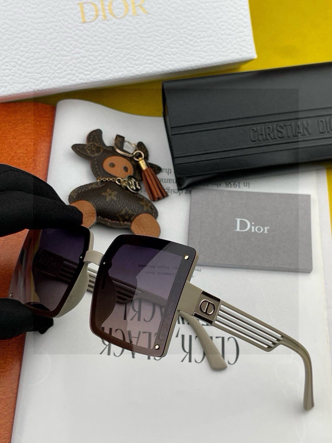 Dior D1297 Polarized Square Red Lens Sunglasses for Men & Women - 415471 - detail image 2