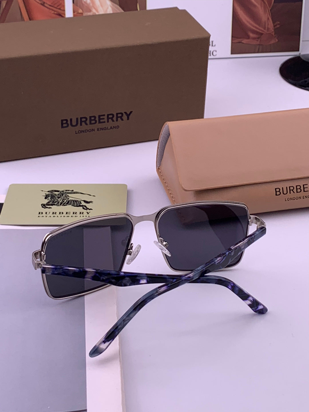 Burberry B080668 Aviator Gold Lens Sunglasses for Men - 416041 - detail image 6