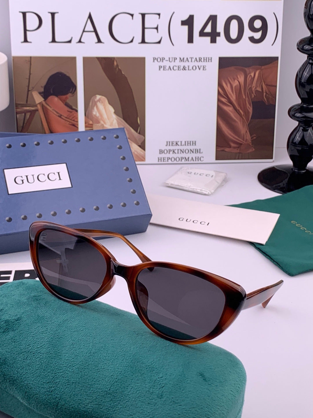 Gucci G3820 Polarized Square Red Lens Sunglasses for Men & Women - detail image 4