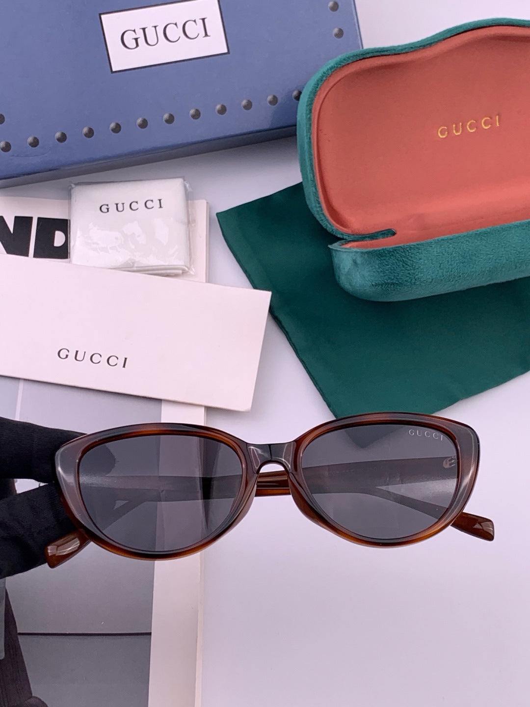 Gucci G3820 Polarized Square Red Lens Sunglasses for Men & Women - detail image 2