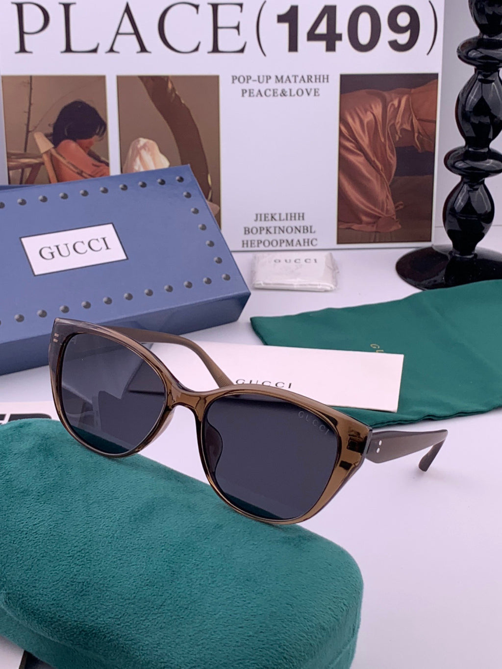 Gucci G3820 Polarized Square Black Lens Sunglasses for Men & Women - detail image 3