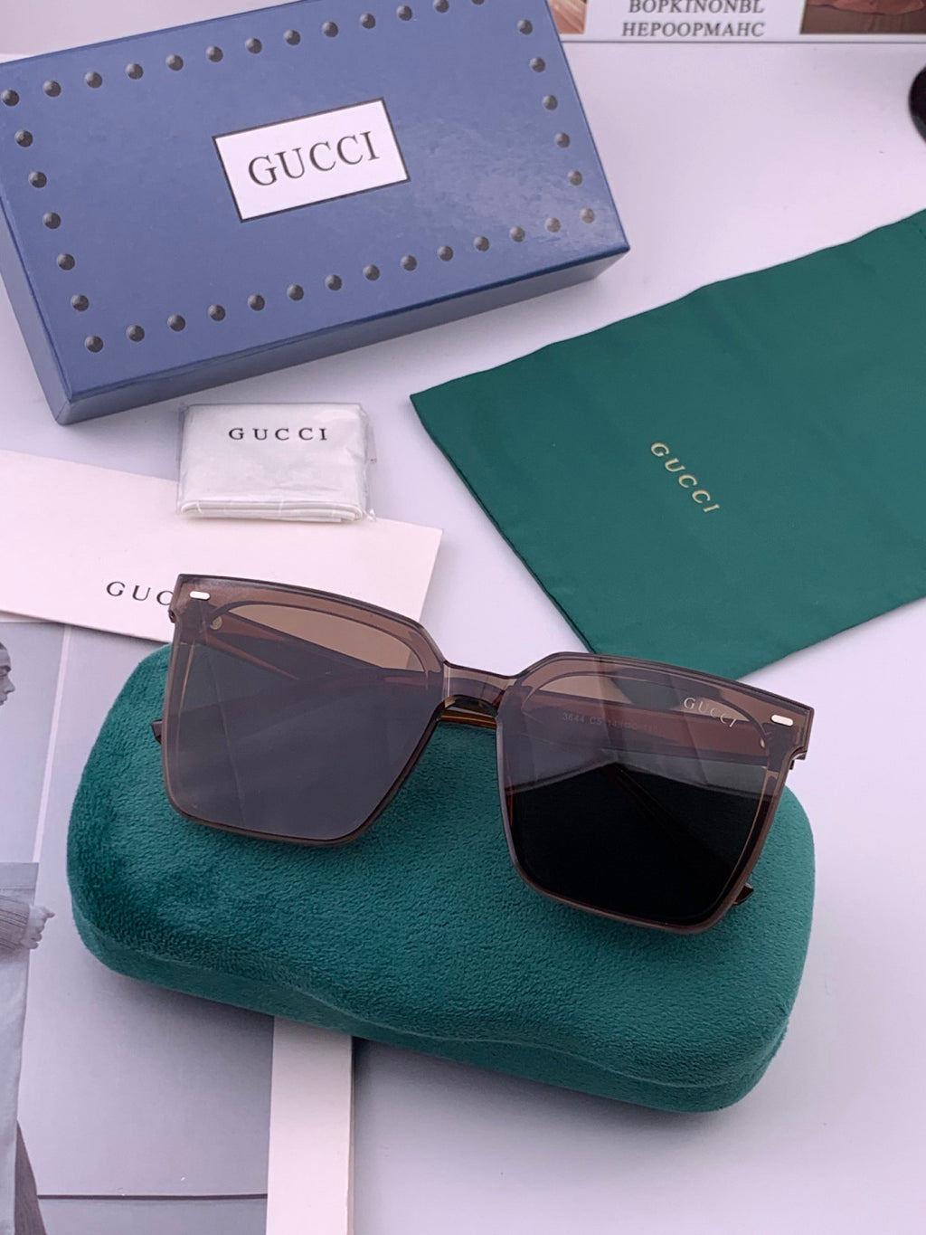 Gucci G4364 Polarized Square Gold Lens Sunglasses for Men & Women - detail image 6