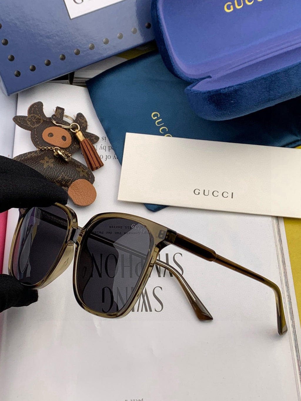 Gucci G002 Polarized Square Brown Lens Sunglasses for Men & Women - detail image 4