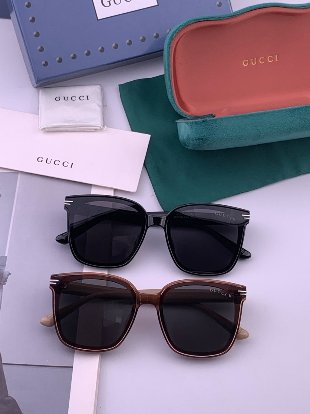 Gucci G07711 Round Black Lens Sunglasses for Men & Women - detail image 8