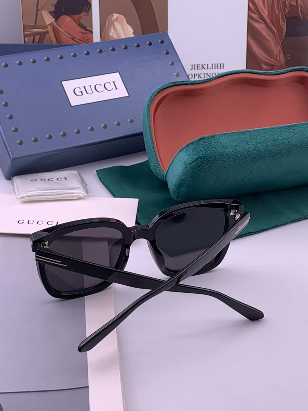 Gucci G07711 Round Black Lens Sunglasses for Men & Women - detail image 6