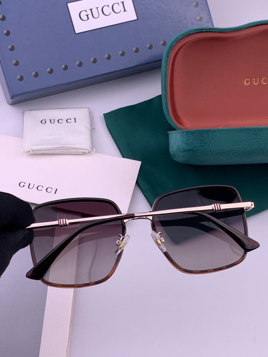 Gucci G1640 Polarized Round Brown Lens Sunglasses for Women - detail image 6