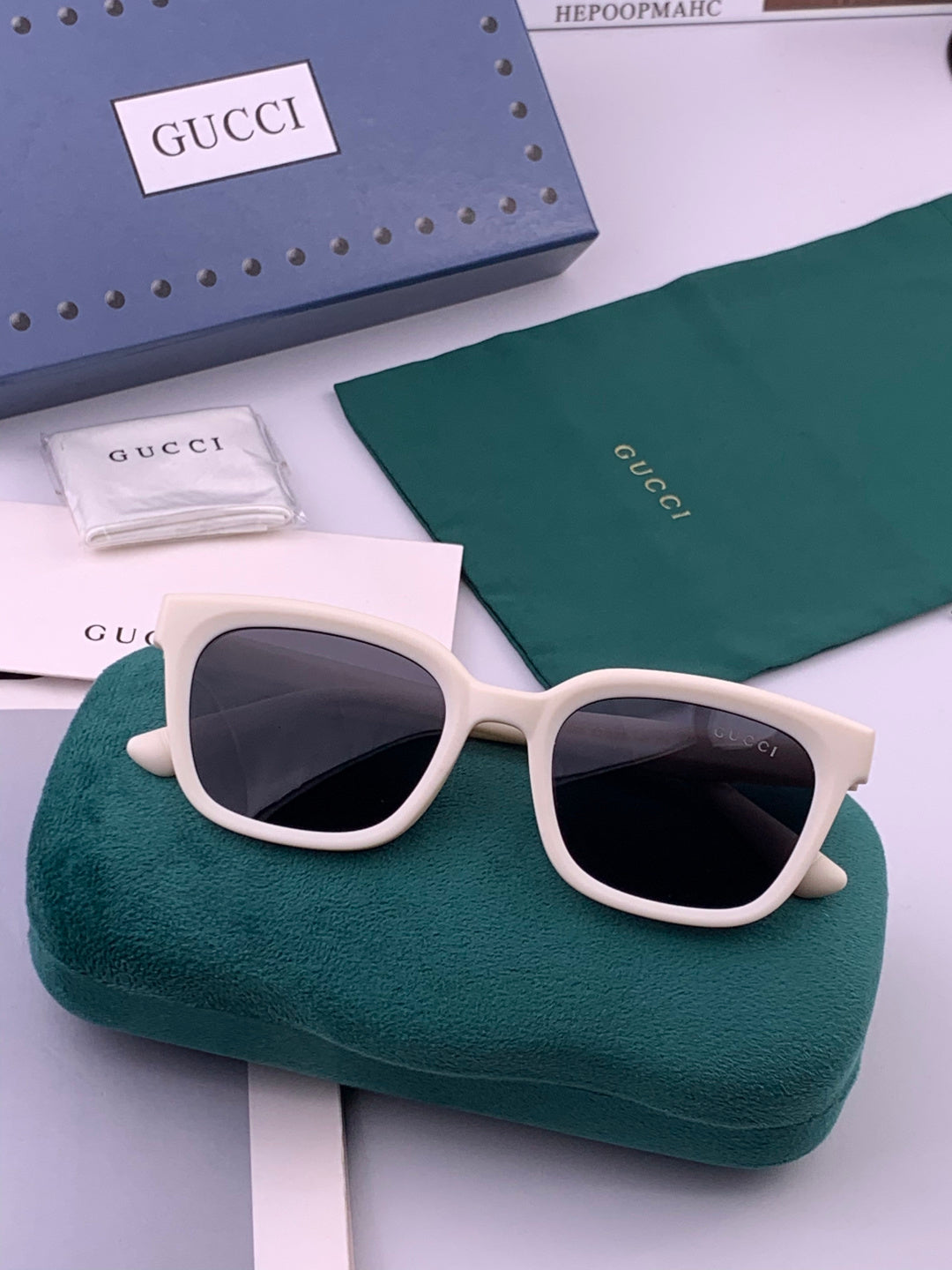 Gucci G5108 Polarized Square Black Lens Sunglasses for Women - 415095 - detail image 7