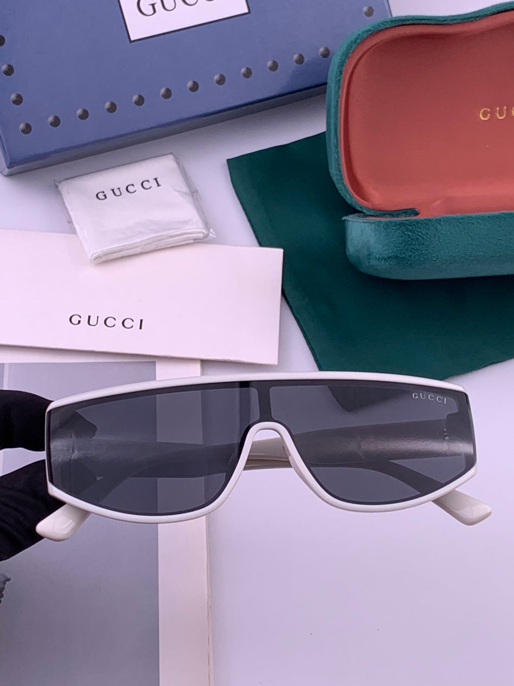 Gucci G3109 Fashion Black Lens Sunglasses for Men & Women