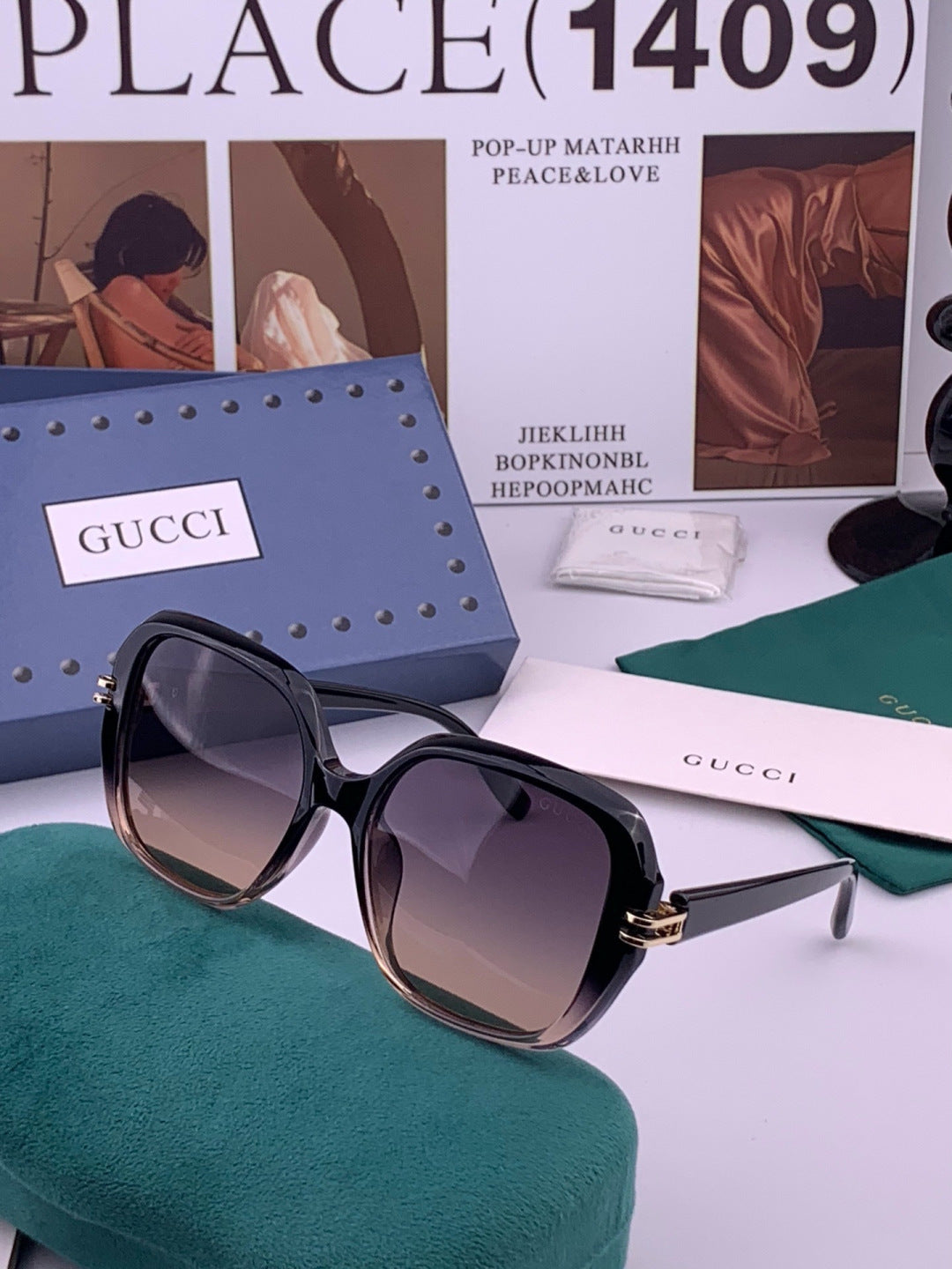 Gucci G2911 Polarized Square Red Lens Sunglasses for Women - detail image 2