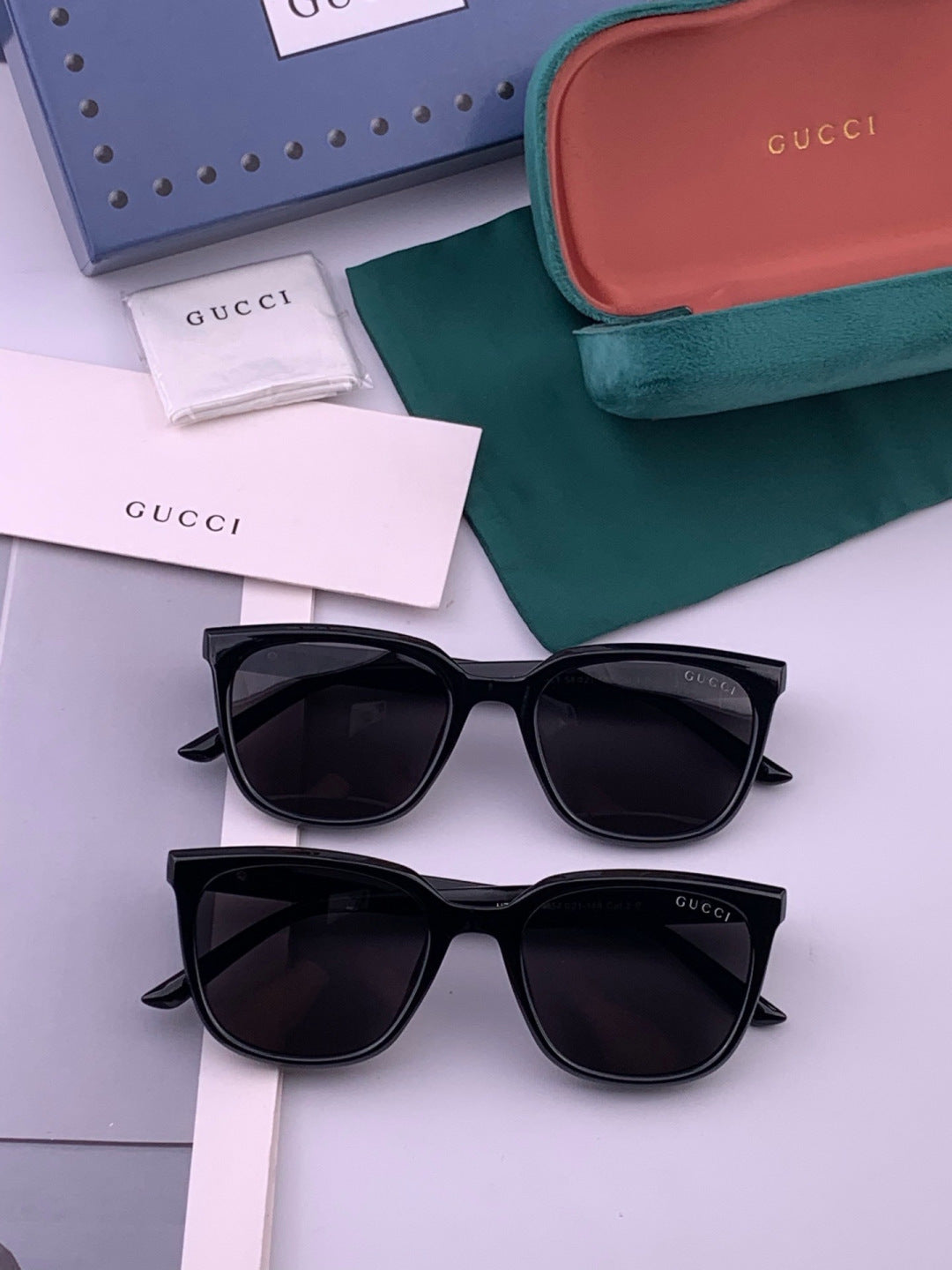 Gucci G57712 Polarized Square Gold Lens Sunglasses for Women - detail image 7