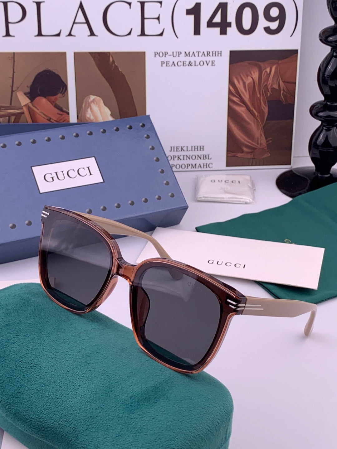 Gucci G07711 Round Gold Lens Sunglasses for Men & Women