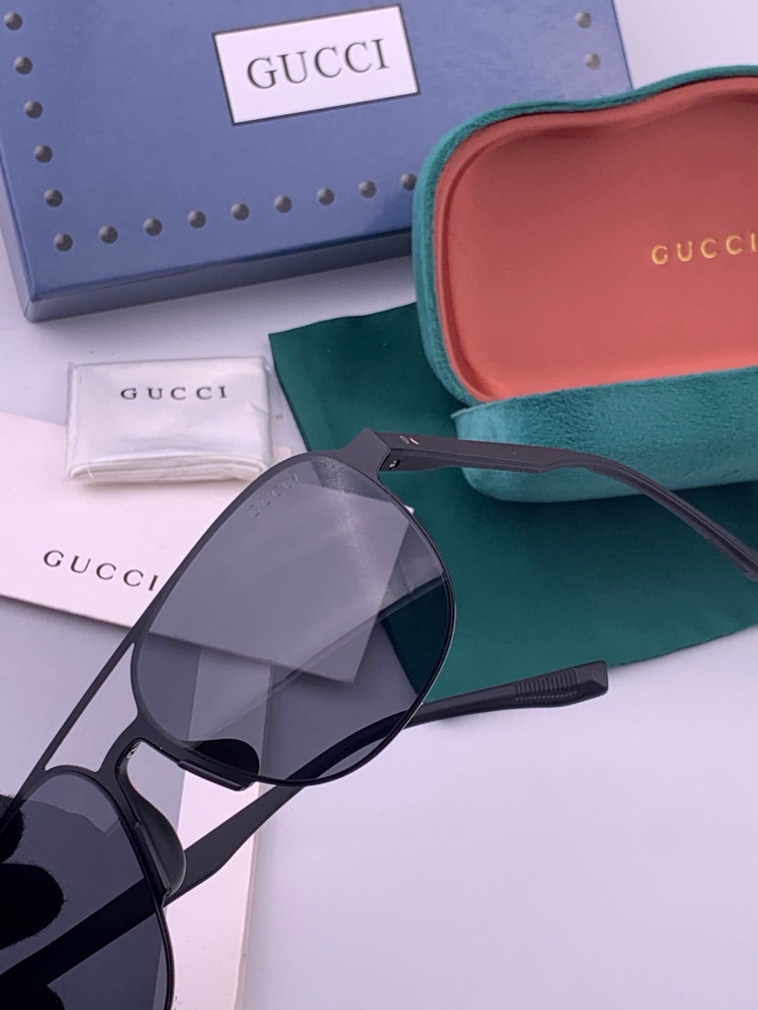 Gucci G2807 Polarized Aviator Black Lens Sunglasses for Men - 415060 - detail image 3