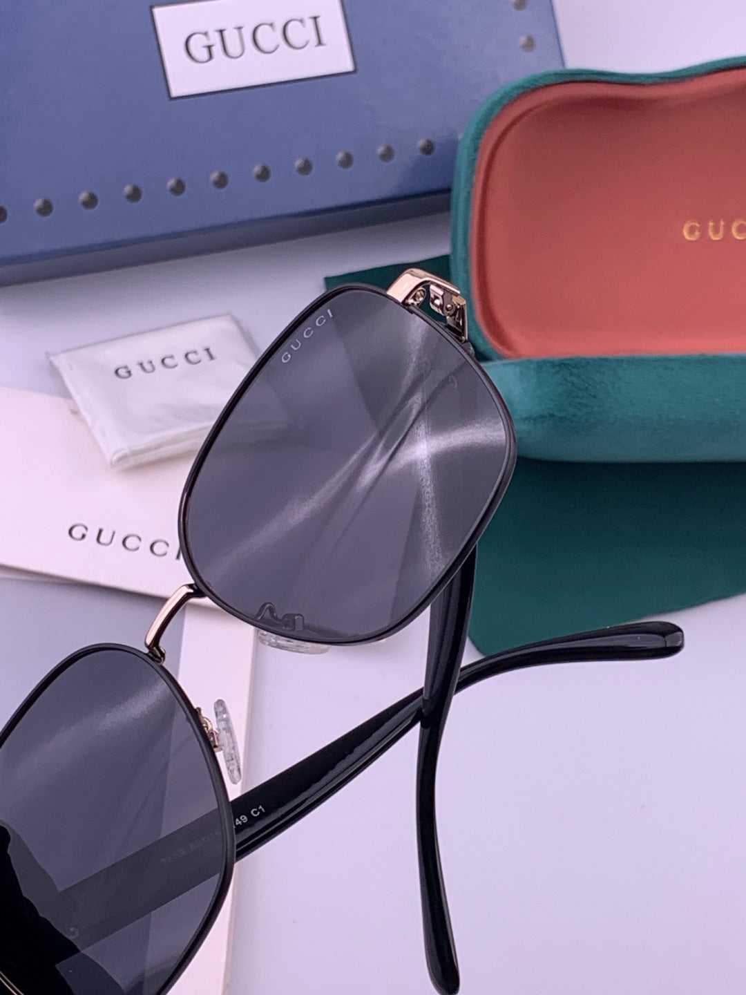 Gucci G9388 Round Gold Lens Sunglasses for Men & Women - 415032 - detail image 3