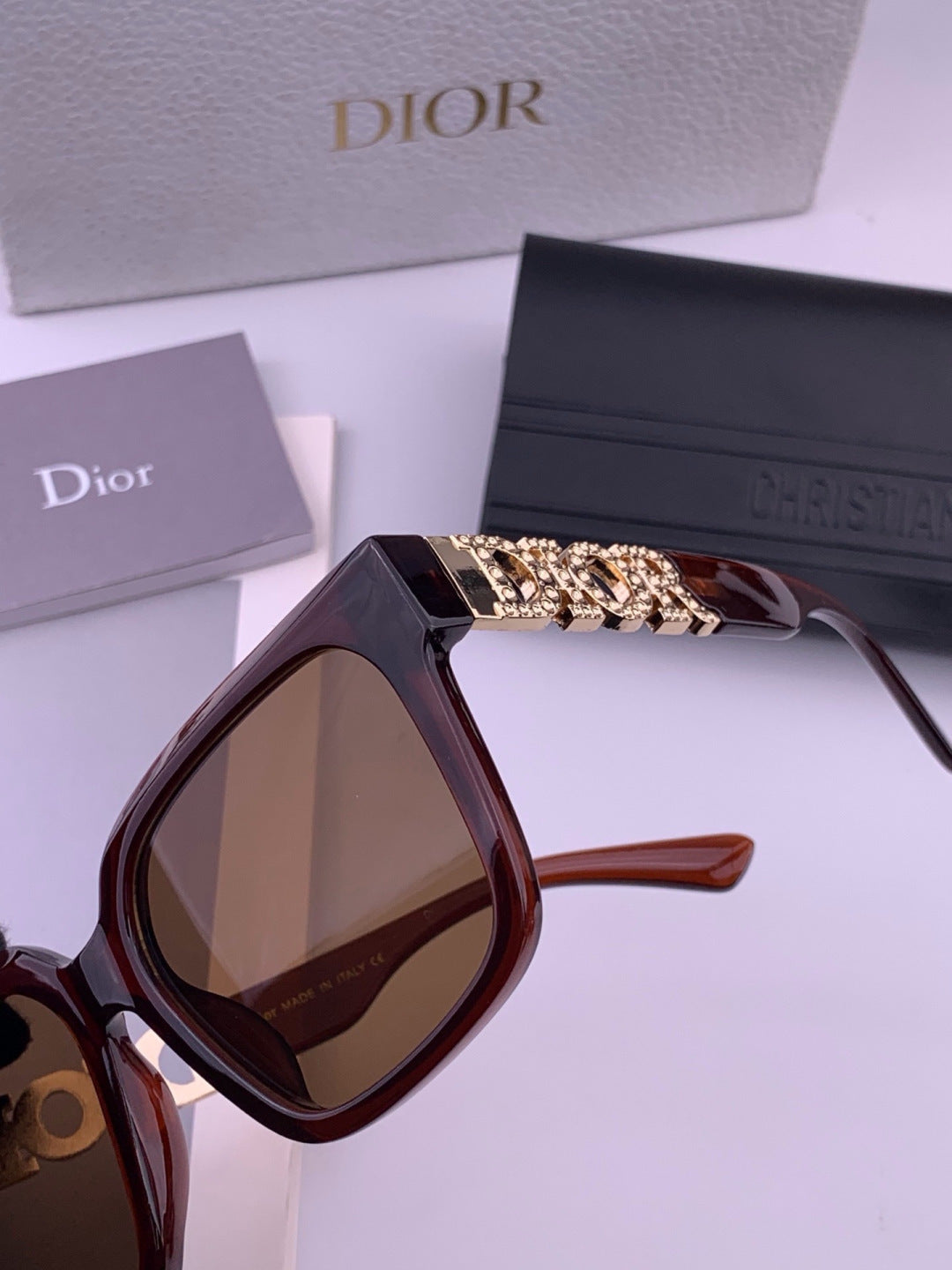 Dior D77000 Fashion Black Lens Sunglasses for Men & Women - 415451 - detail image 2