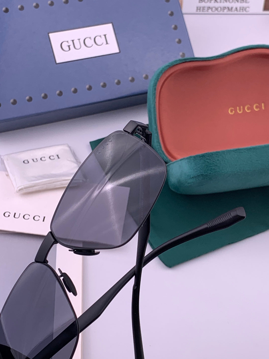 Gucci G7226 Polarized Aviator Gold Lens Sunglasses for Men - 415015 - detail image 4