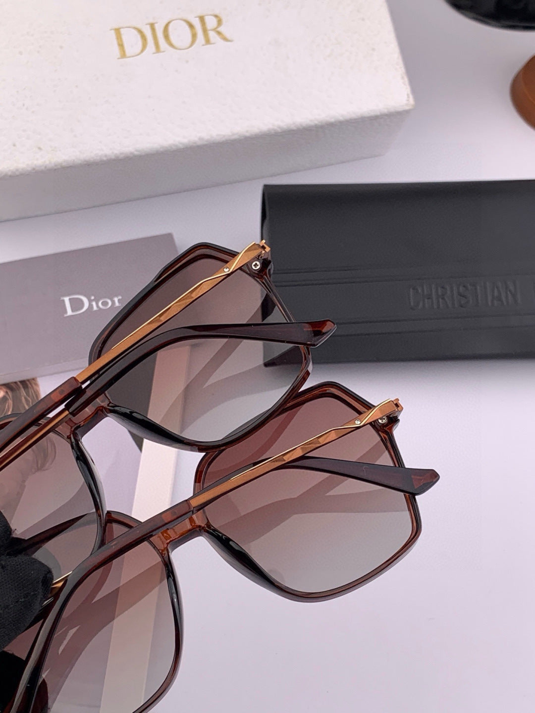 Dior D2130 Polarized Metal Fashion Black Lens Sunglasses for Women - 431840 - detail image 2
