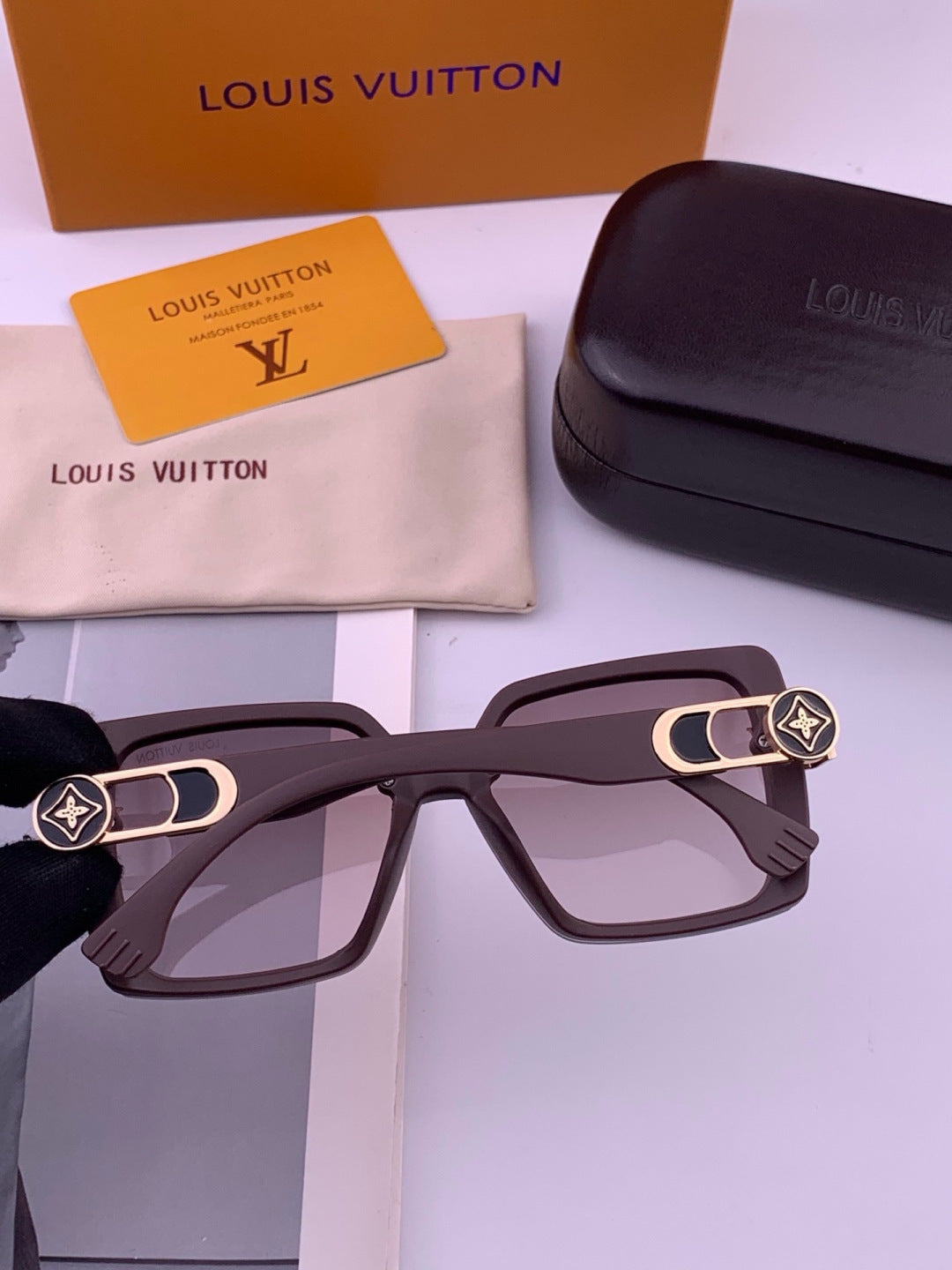 Louis Vuitton L5304 Polarized Square Brown Lens Sunglasses for Men & - 431290 - detail image 5