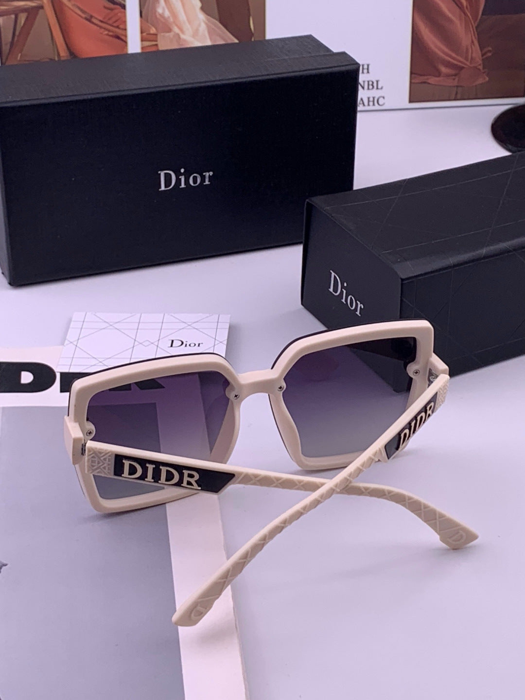 Dior CD2590 Polarized Square Black Lens Sunglasses for Women - 431711 - detail image 6
