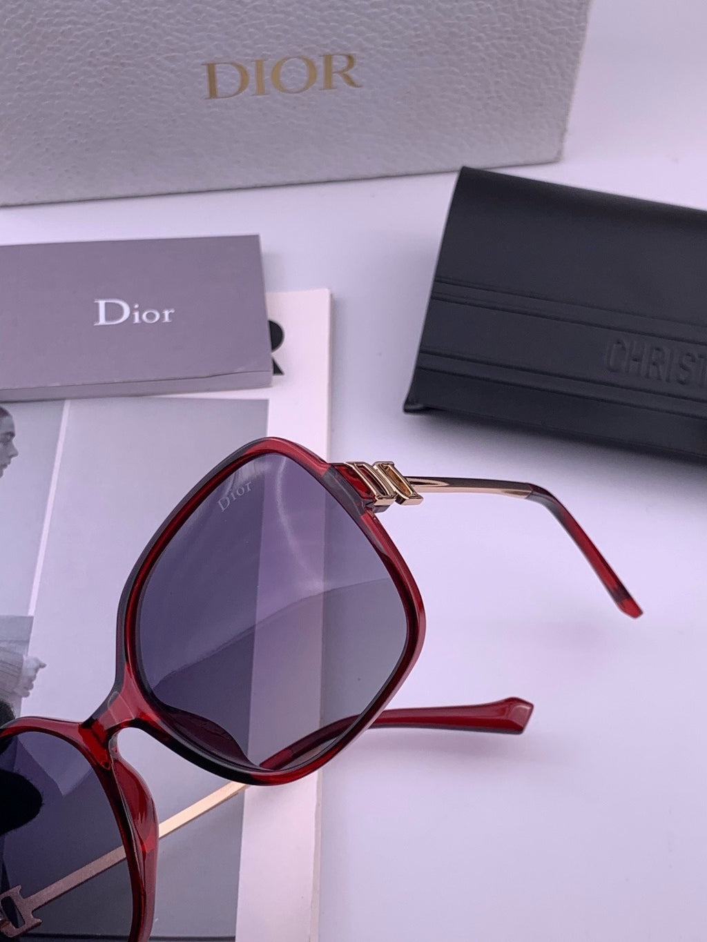 Dior D8266 Polarized Fashion Black Lens Sunglasses for Men & Women - 431781 - detail image 3