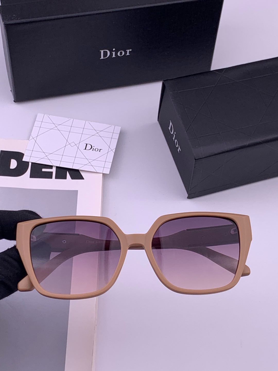 Dior D67706 Fashion Brown Lens Sunglasses for Men & Women - 431787