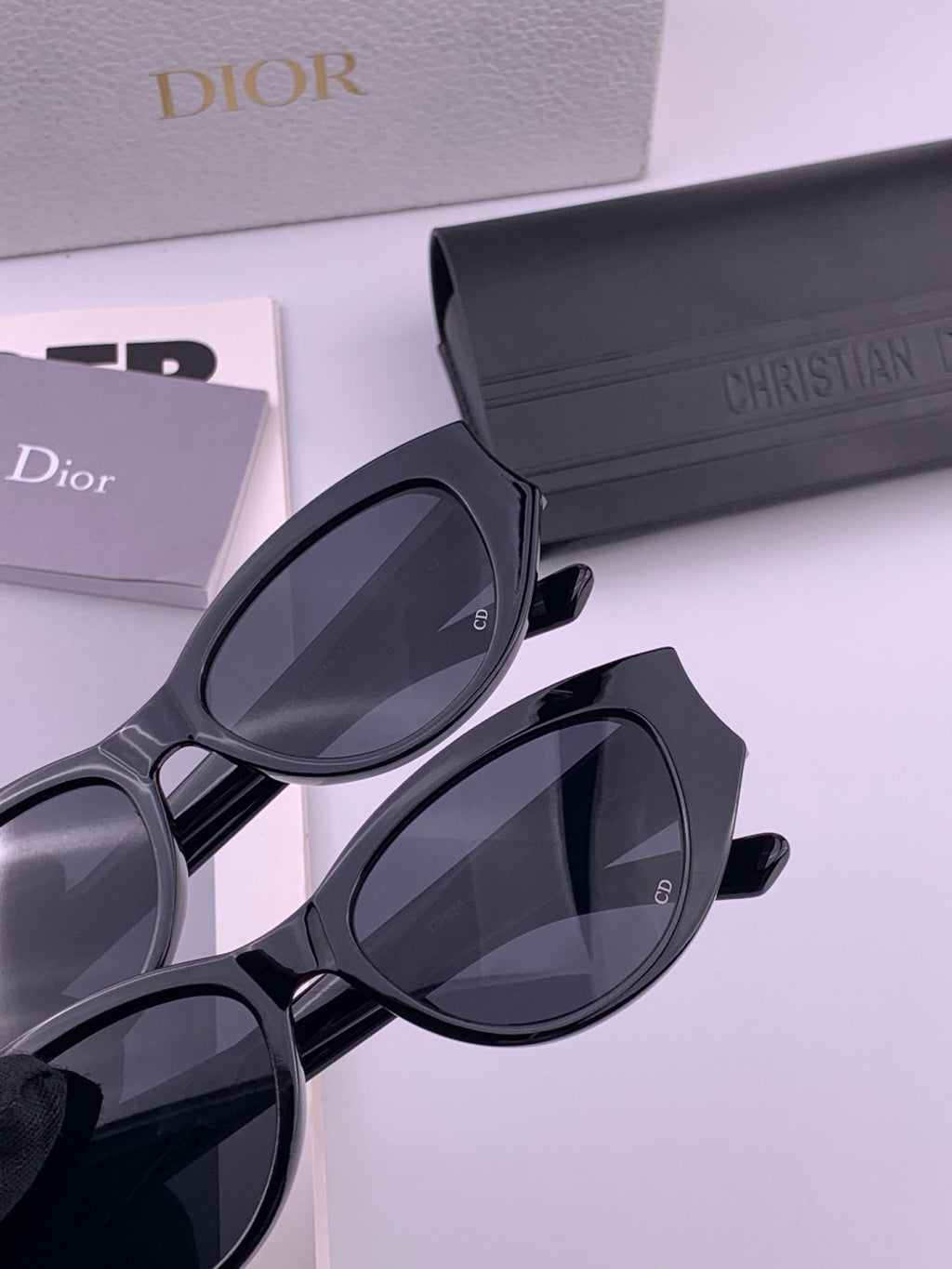 Dior D0293 Fashion Black Lens Sunglasses for Men & Women - 431778 - detail image 2