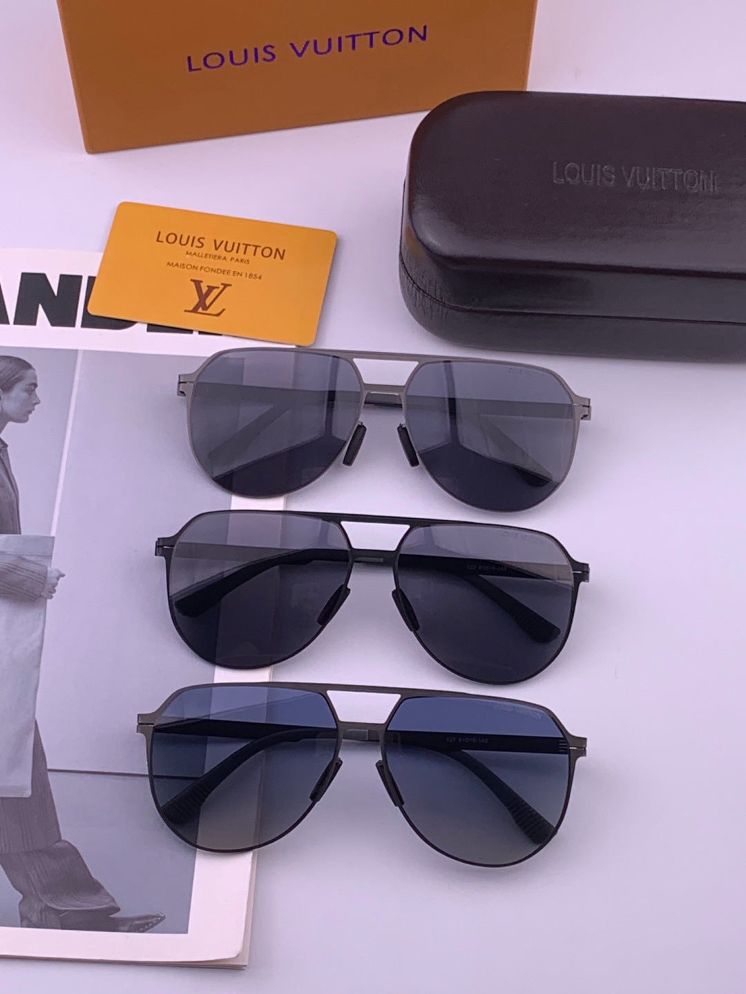 Louis Vuitton L712 Fashion Brown Lens Sunglasses for Men & Women - 431155 - detail image 7