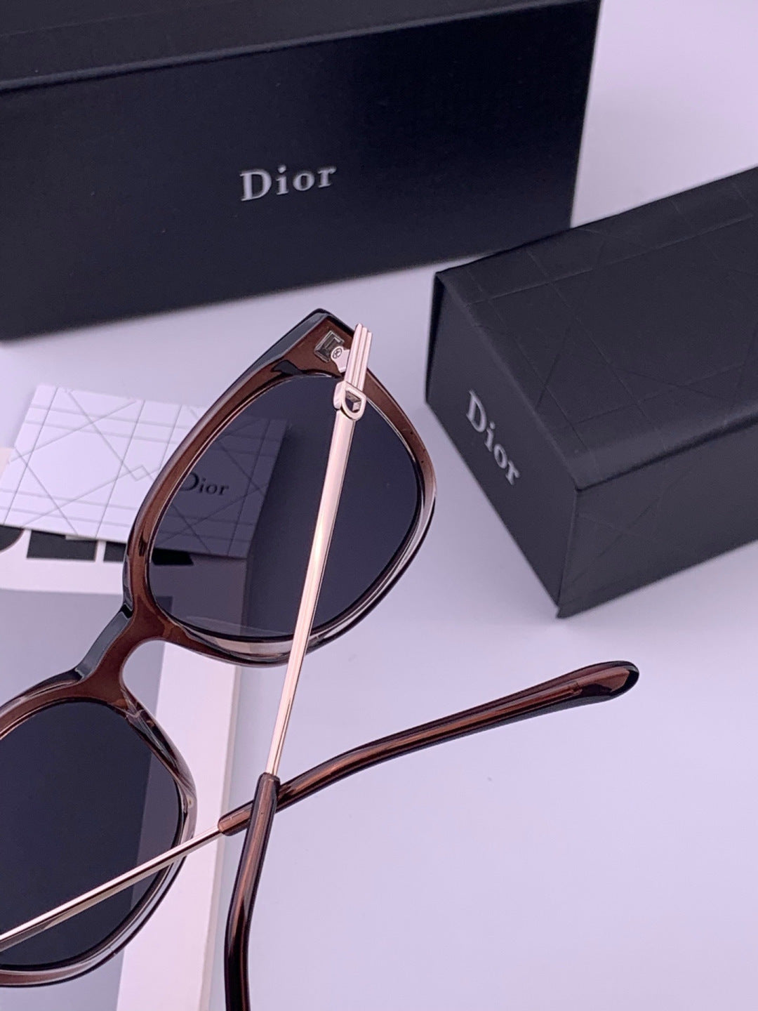 Dior D31101 Polarized Square Blue Lens Sunglasses for Men & Women - 449096 - detail image 5