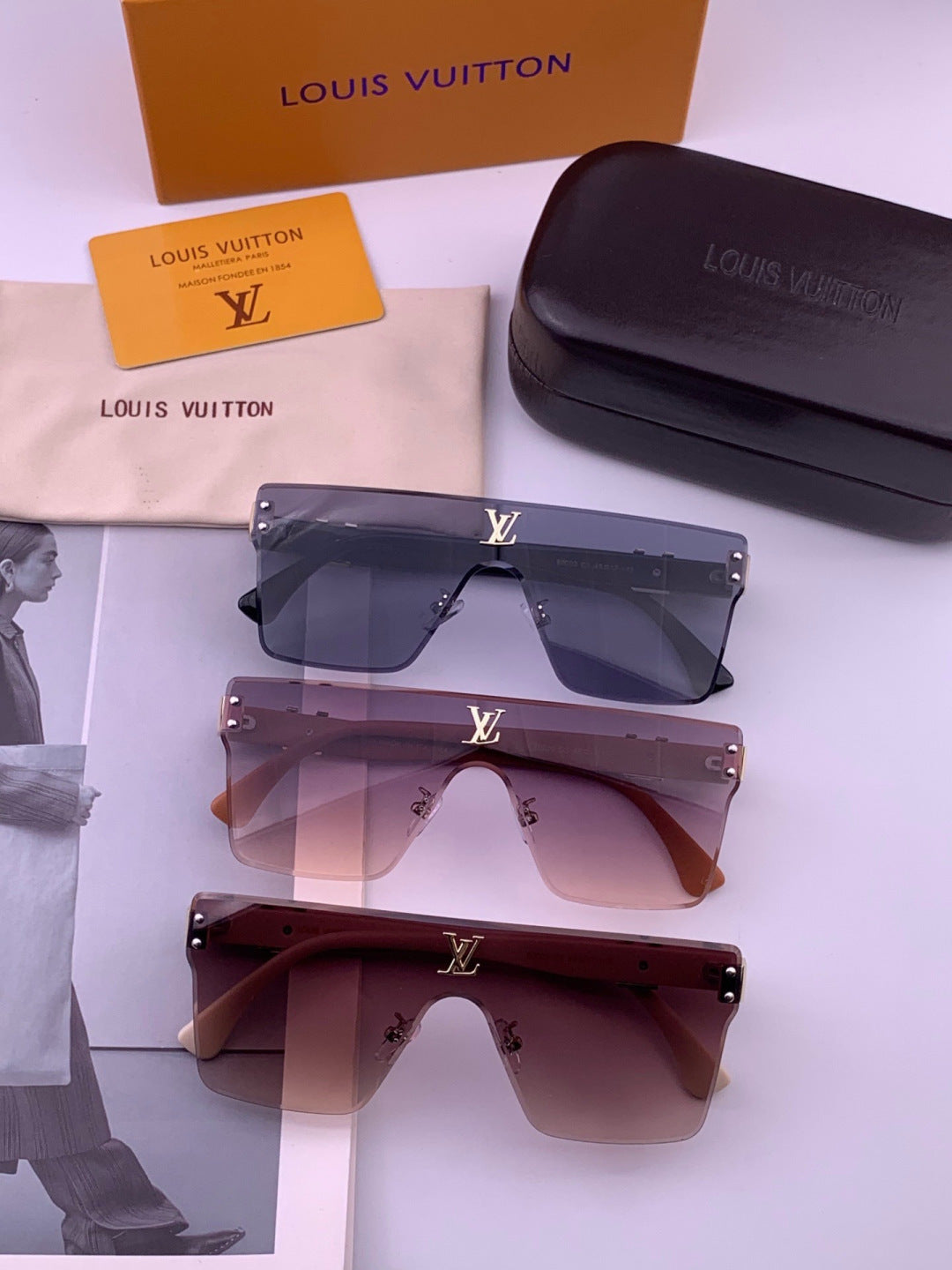 Louis Vuitton L36000 Oversized Blue Lens Sunglasses for Men & Women - 448603 - detail image 8