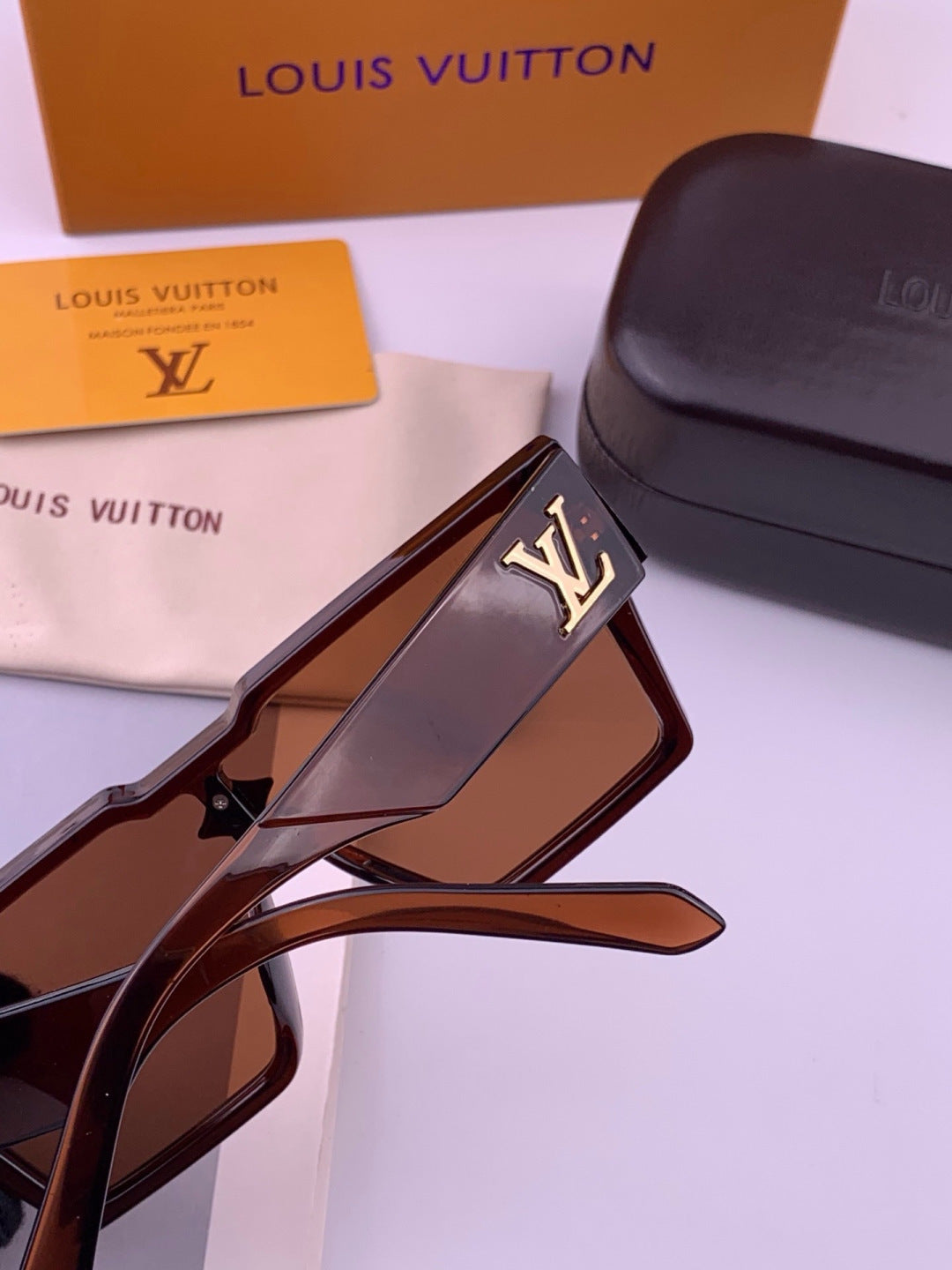 Louis Vuitton L7600 Square Black Lens Sunglasses for Women - 448508 - detail image 5