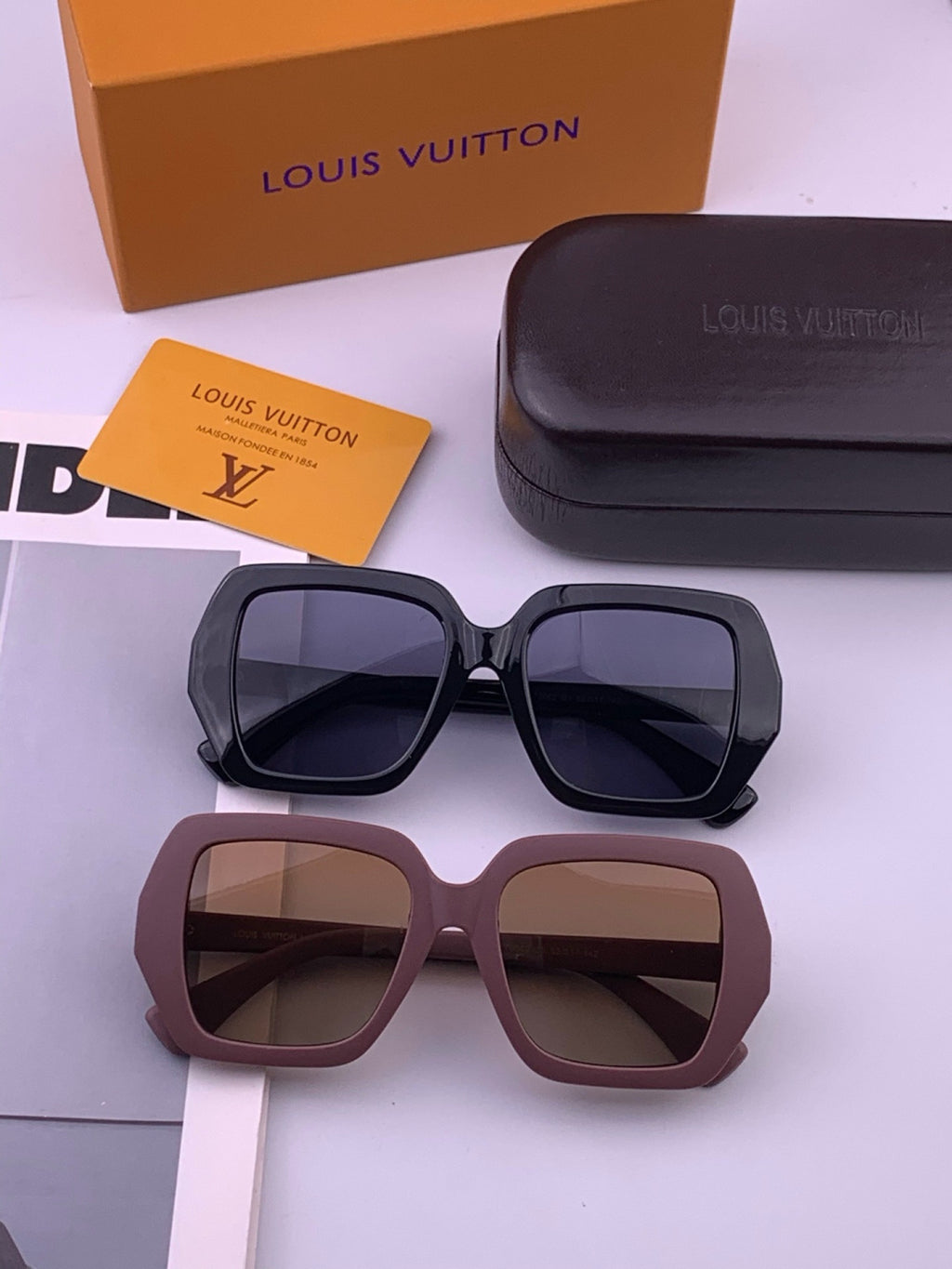 Louis Vuitton L27006 Oversized Brown Lens Sunglasses for Men & Women - 448576 - detail image 7