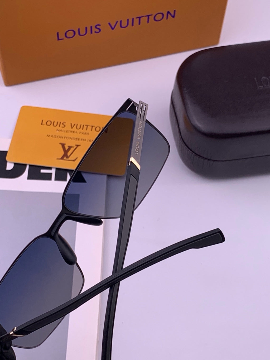 Louis Vuitton L316 Fashion Gold Lens Sunglasses for Men & Women - detail image 5