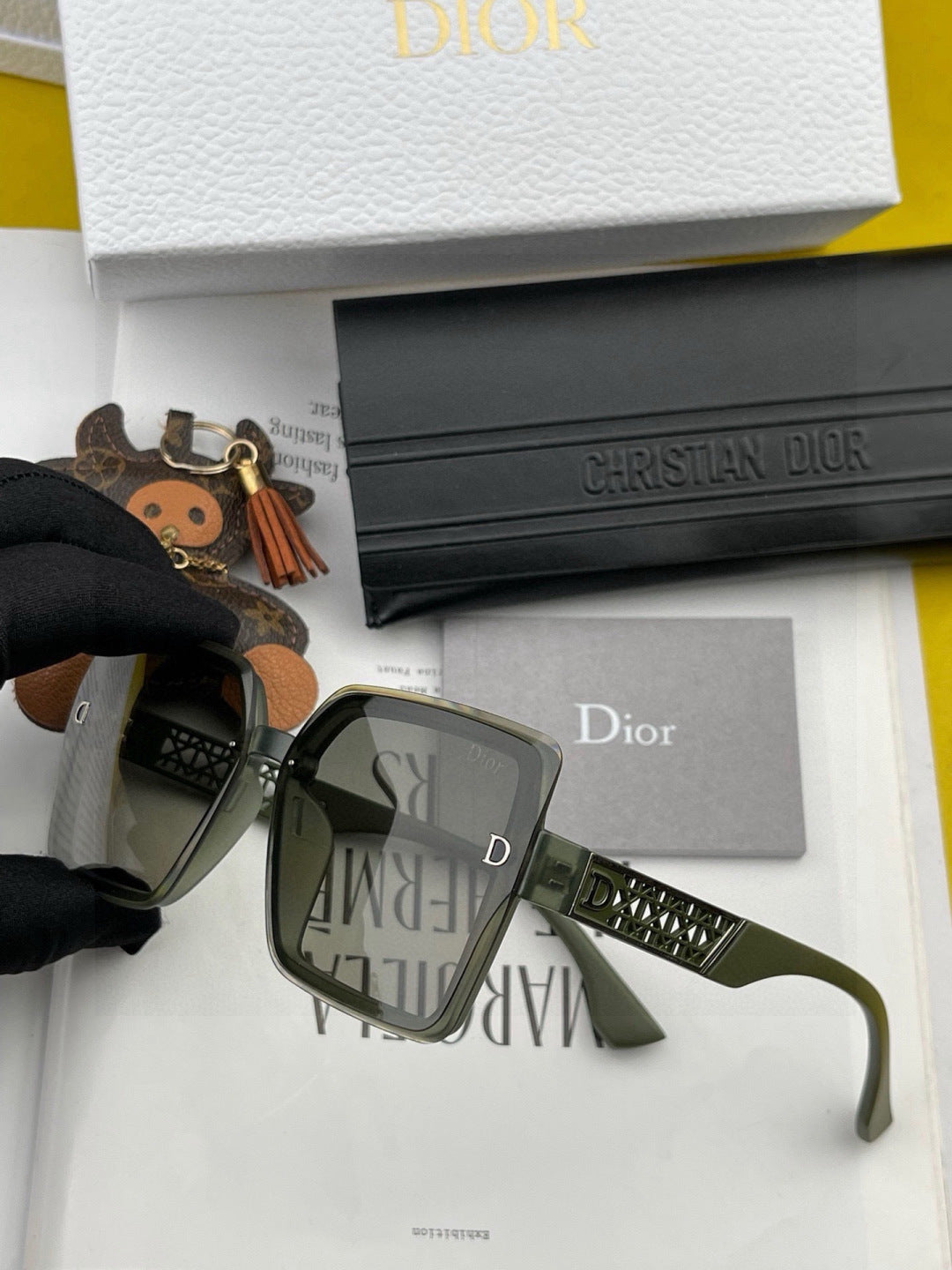 Dior CD4190 Square Gold Lens Sunglasses for Women - 465335 - detail image 2