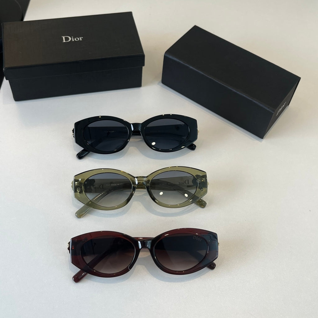 Dior Fashion Red Lens Sunglasses for Men & Women - 465359 - detail image 11