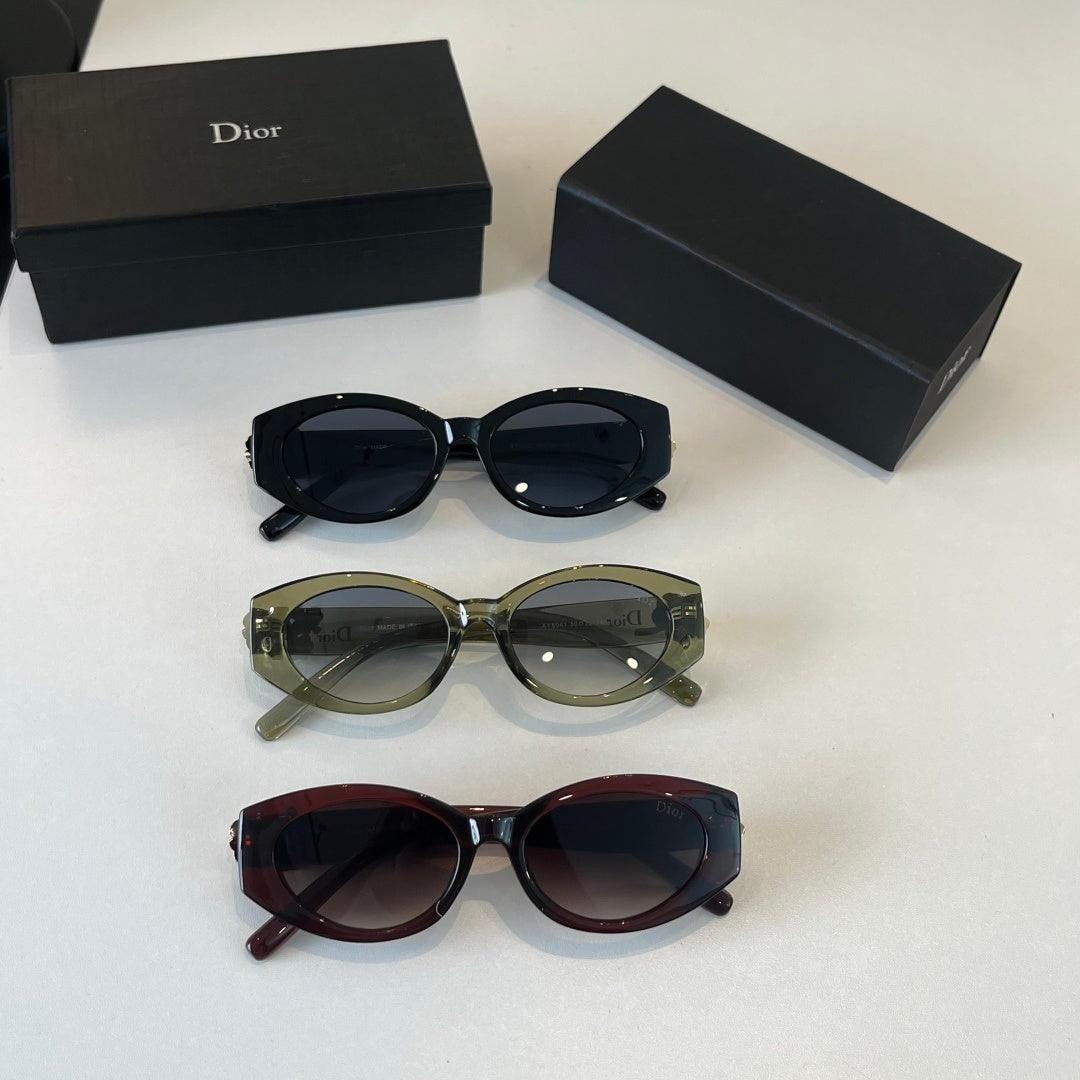 Dior Fashion Red Lens Sunglasses for Men & Women - 465359 - detail image 11