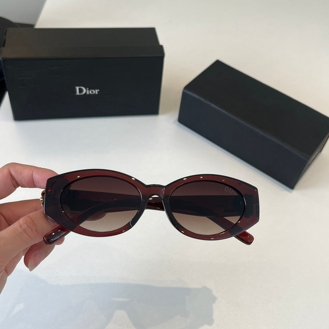 Dior Fashion Red Lens Sunglasses for Men & Women - 465359 - detail image 5