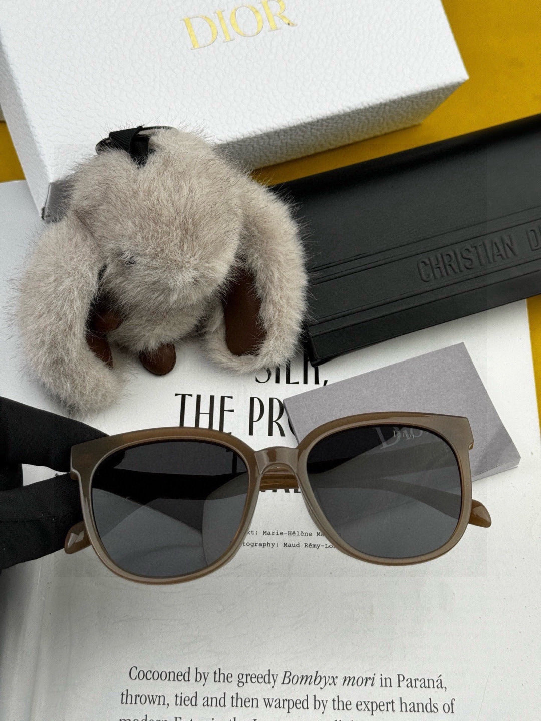 Dior D6106 Polarized Round Red Lens Sunglasses for Men & Women - 465367 - detail image 3
