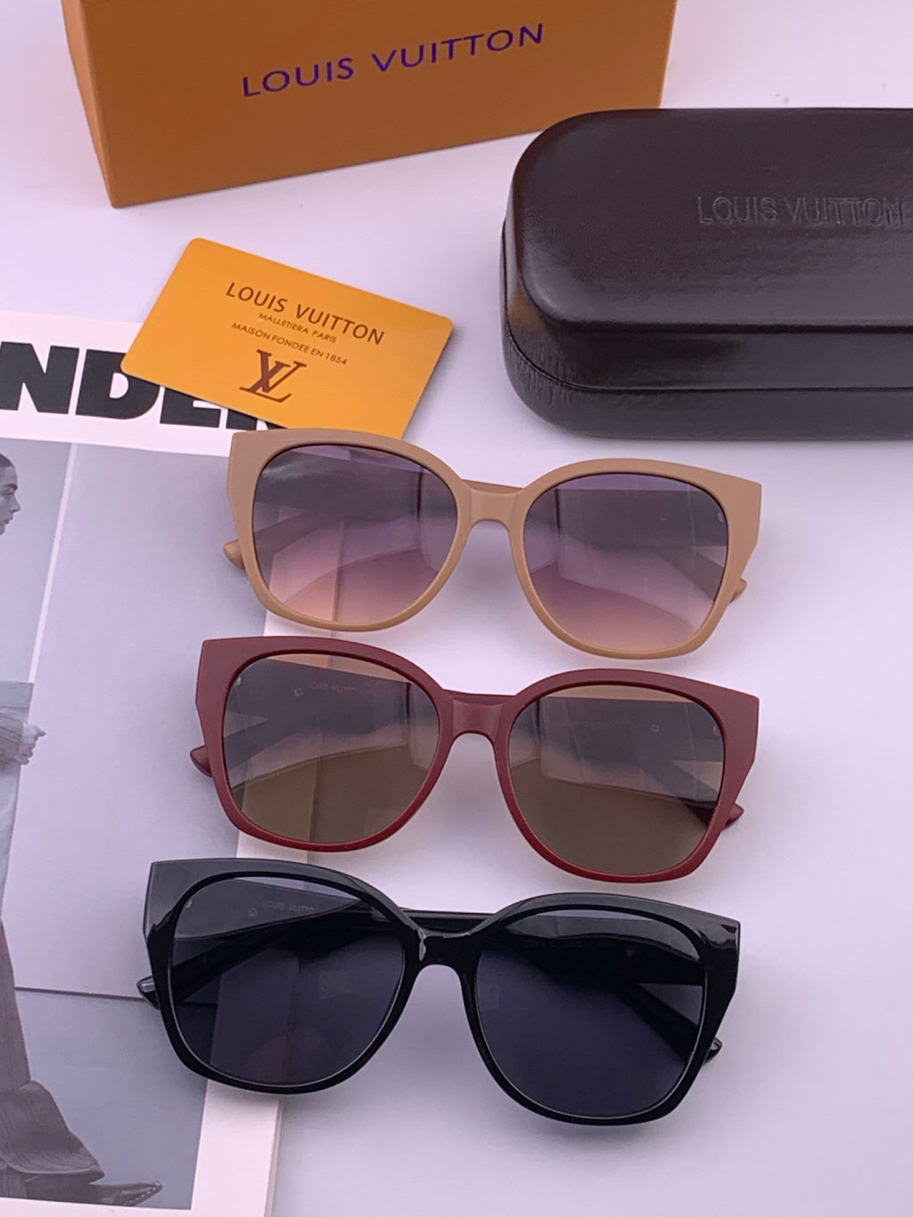 Louis Vuitton L27001 Square Black Lens Sunglasses for Men & Women - 464808 - detail image 7