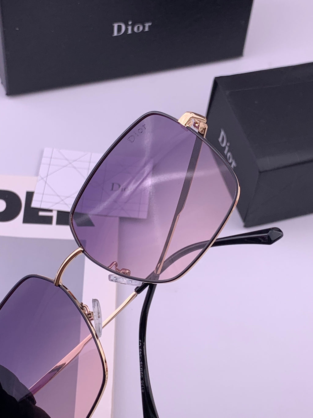 Dior D5813 Polarized Square Black Lens Sunglasses for Men & Women - 465269 - detail image 5