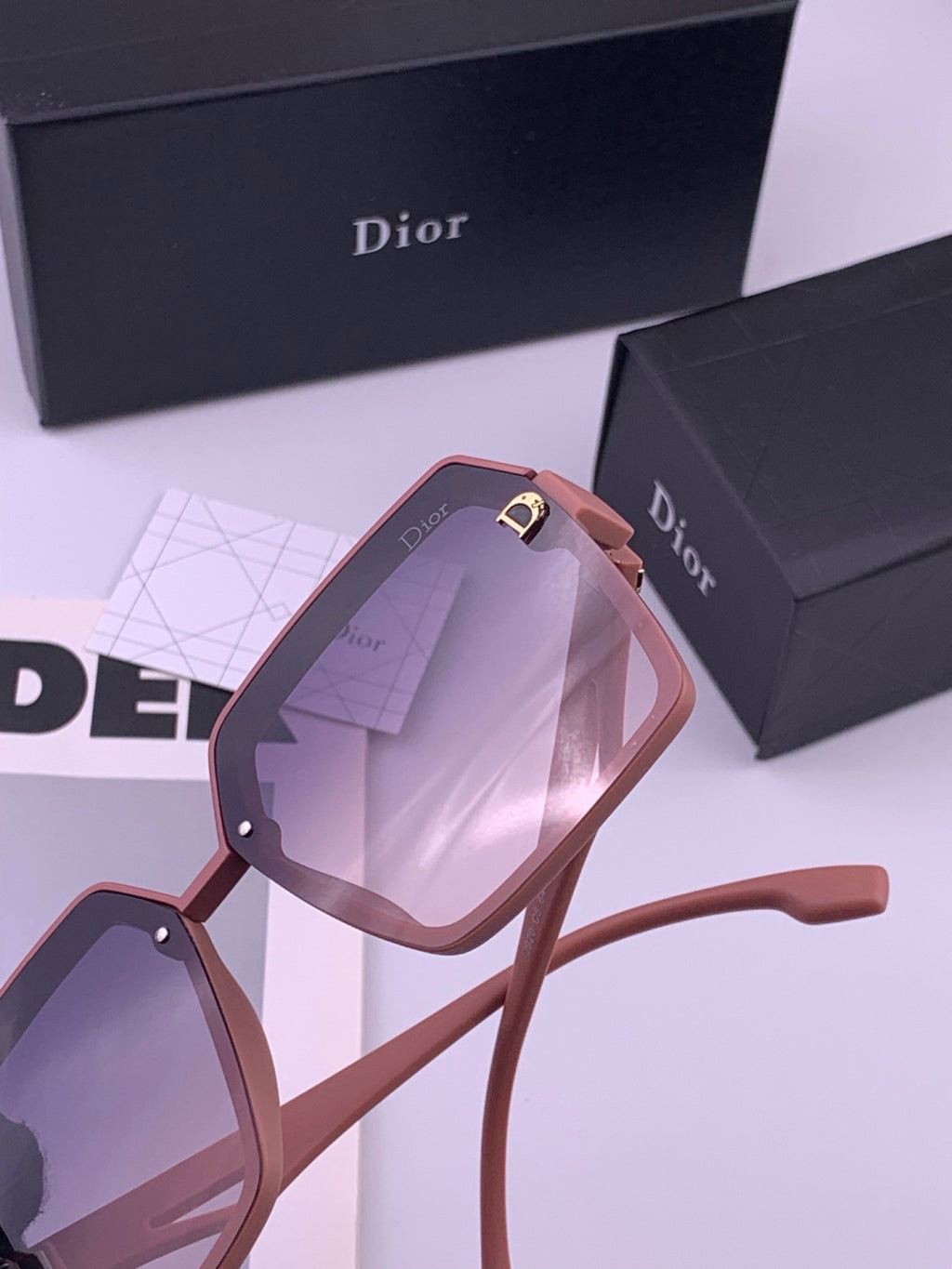 Dior CD092 Polarized Square Red Lens Sunglasses for Women - detail image 3