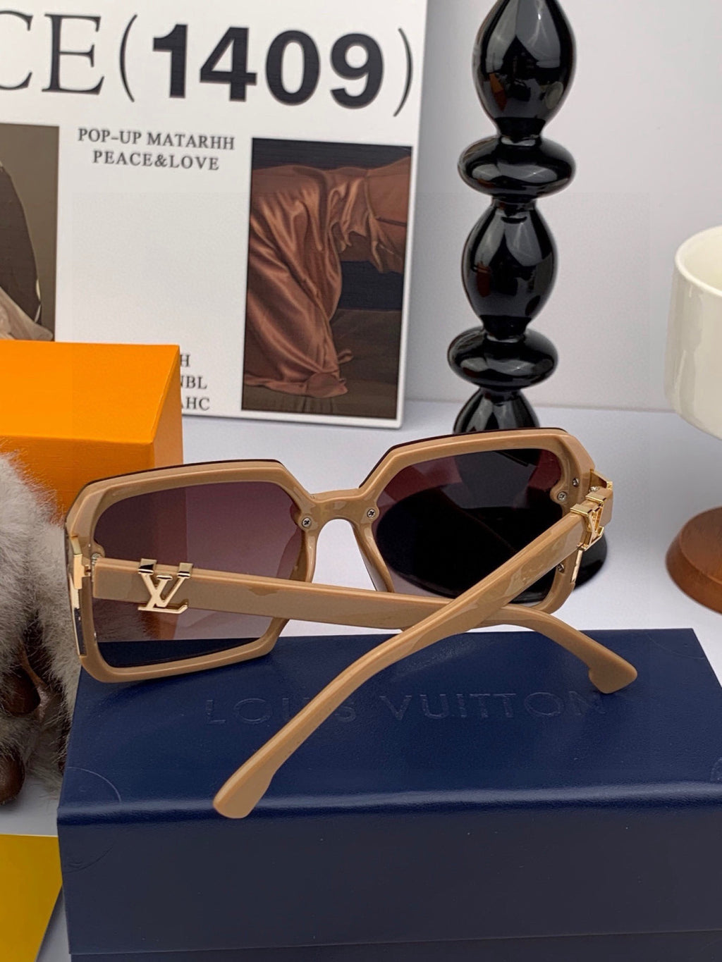 Louis Vuitton L3262 Square Red Lens Sunglasses for Men & Women - 464720 - detail image 5