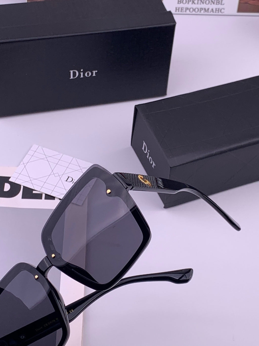 Dior CD27702 Polarized Fashion Gold Lens Sunglasses for Men & Women - 465315 - detail image 3