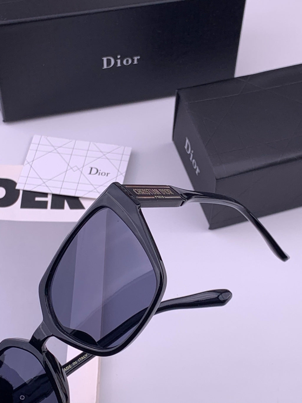 Dior D67706 Fashion Gold Lens Sunglasses for Men & Women - 465317 - detail image 4