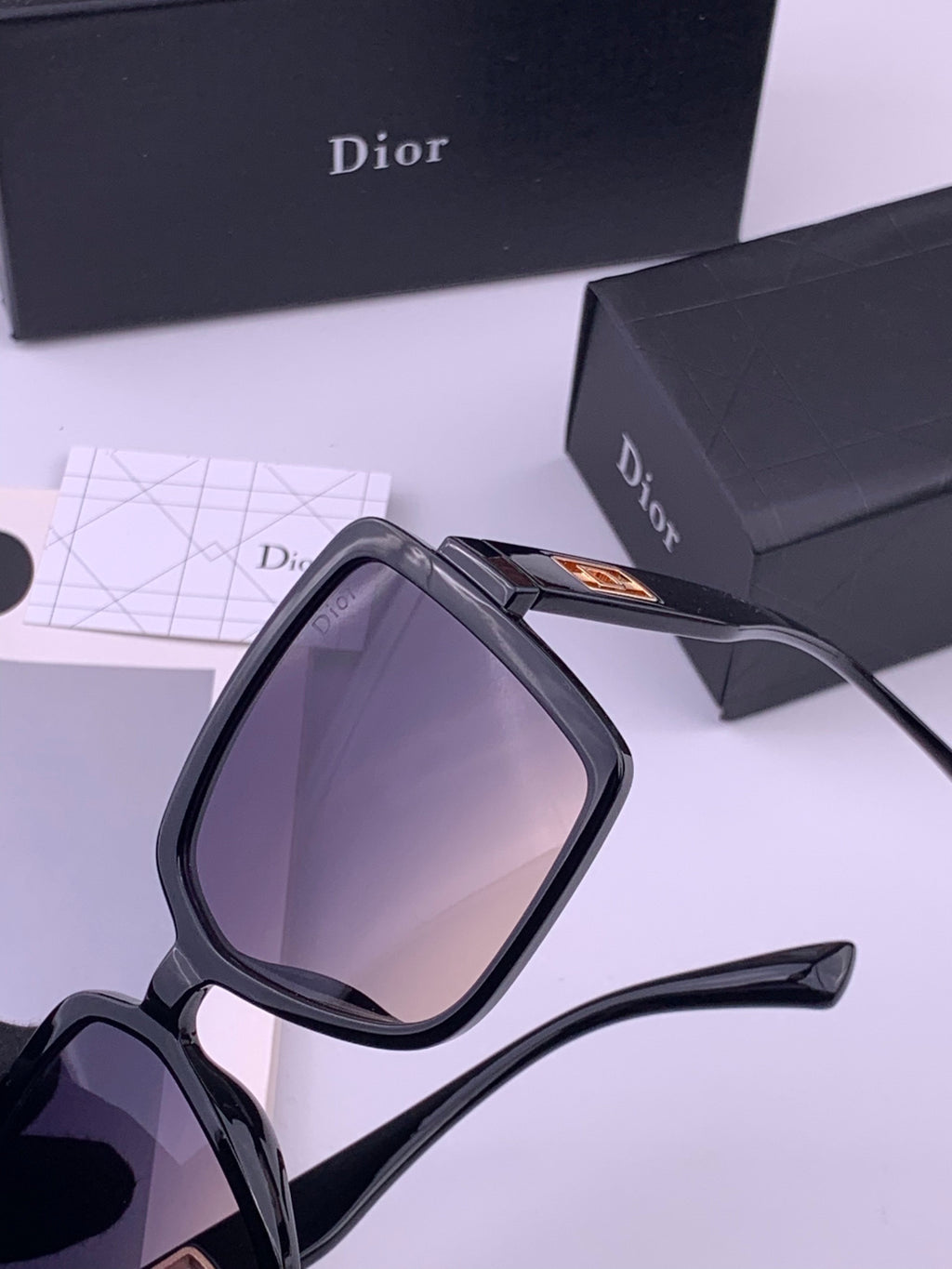 Dior D78000 Fashion Gold Lens Sunglasses for Men & Women - 465321 - detail image 3